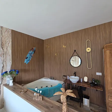 Naturiste Avec Adult Only Servas (Gard)